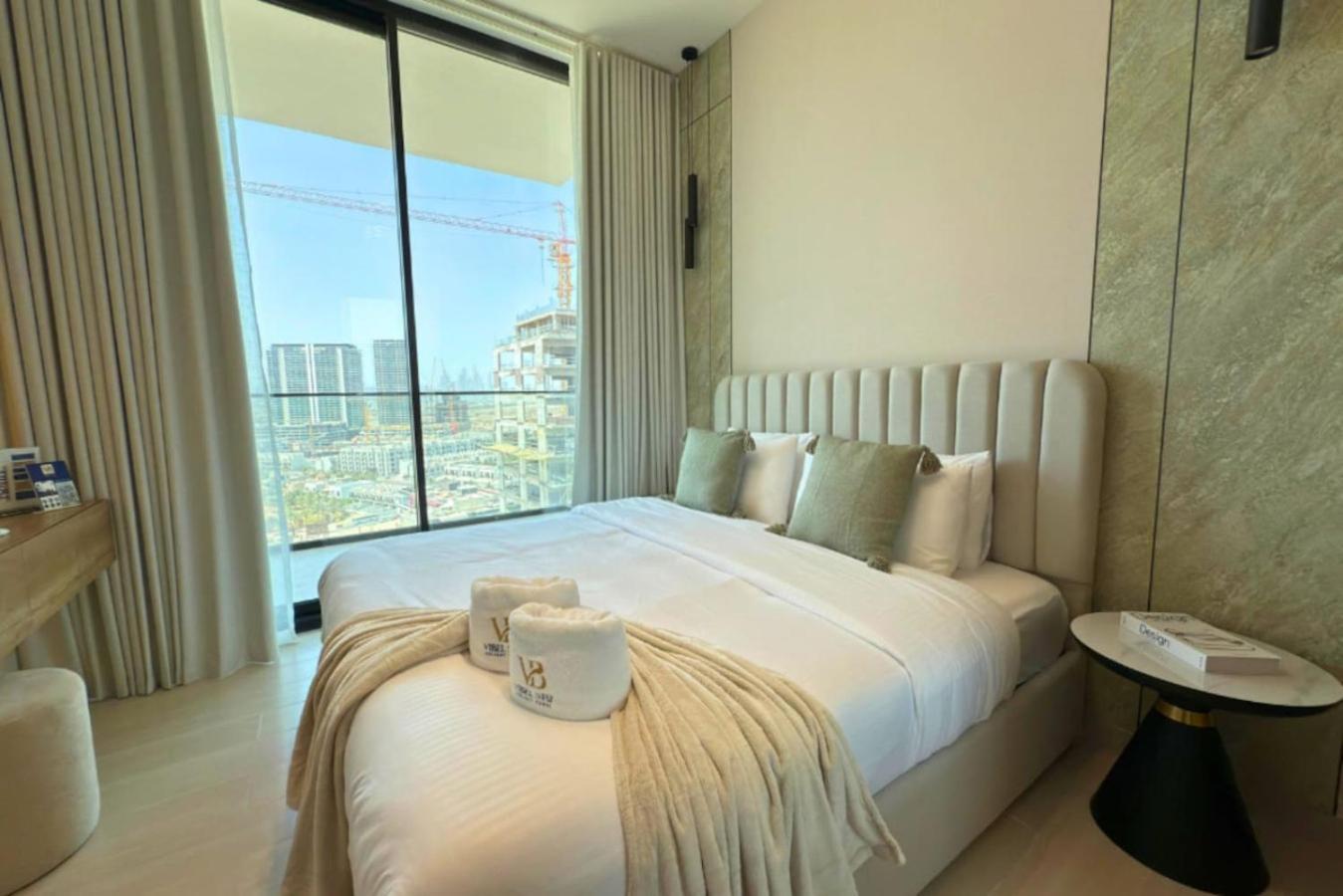 1 Bedroom Binghatti Amber, Jumeirah Village Circle Apartment
